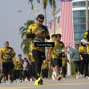 Runner Photo 6516689