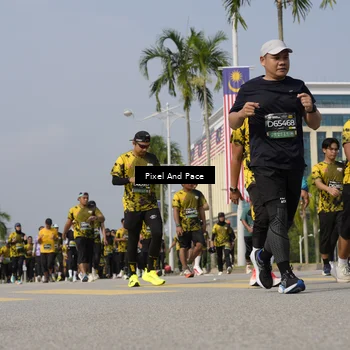 Runner Photo 6516703