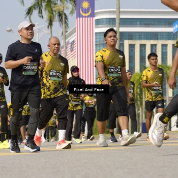 Runner Photo 6516722