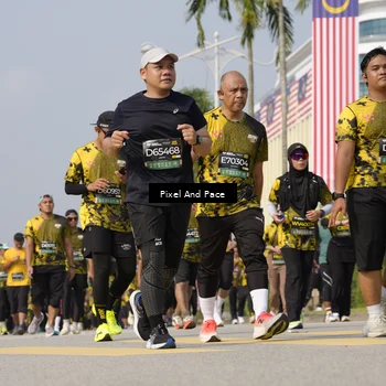 Runner Photo 6516729