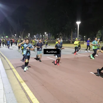Runner Photo 6516754