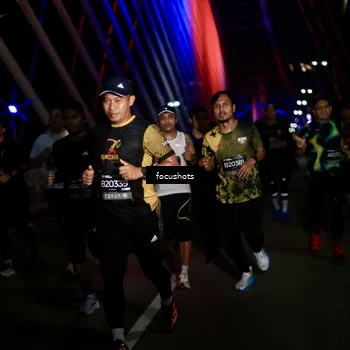 Runner Photo 6516773