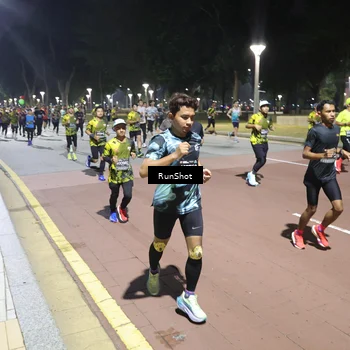 Runner Photo 6516785