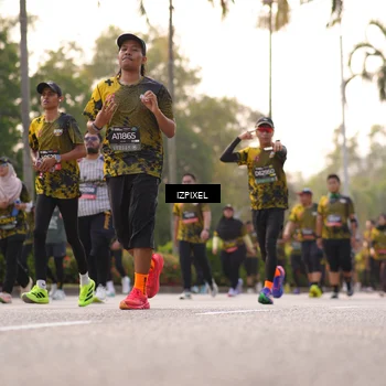 Runner Photo 6516790