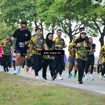 Runner Photo 6516793