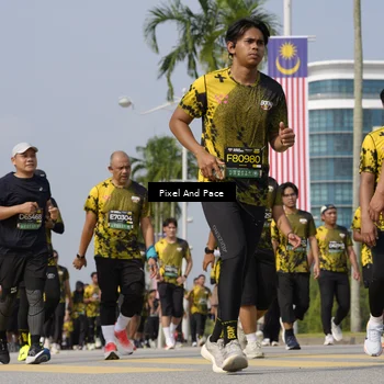 Runner Photo 6516799