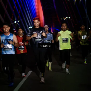 Runner Photo 6516808