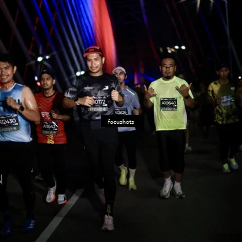 Runner Photo 6516842