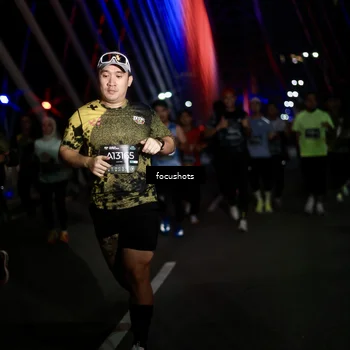 Runner Photo 6516856