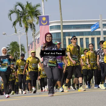 Runner Photo 6516902