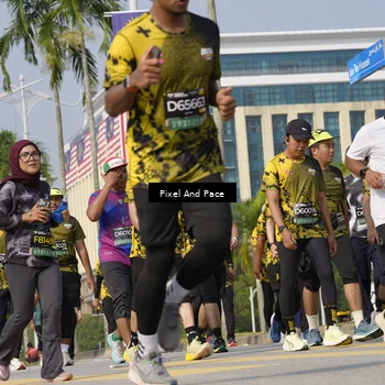 Runner Photo 6516915