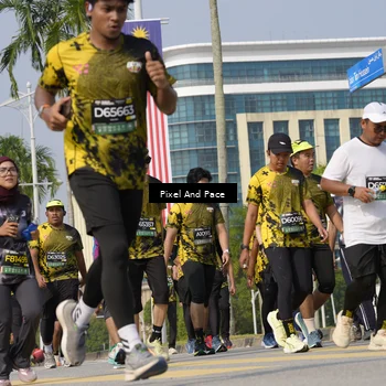 Runner Photo 6516922