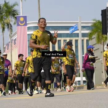 Runner Photo 6516942