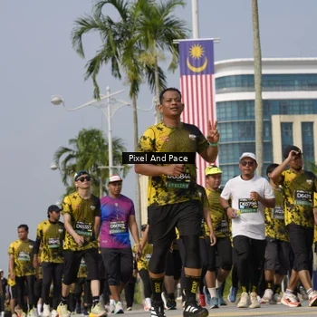 Runner Photo 6516981
