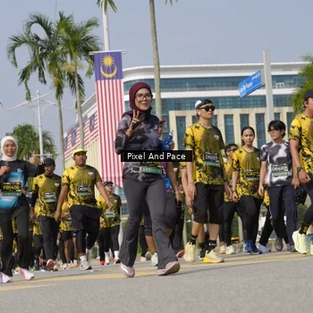 Runner Photo 6516992