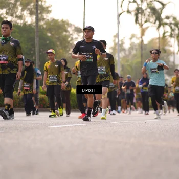 Runner Photo 6517005