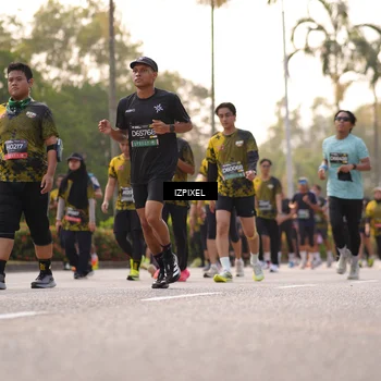 Runner Photo 6517018