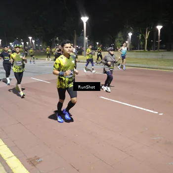 Runner Photo 6517019