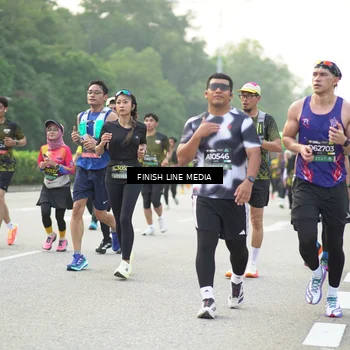 Runner Photo 6517021