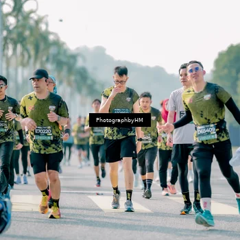 Runner Photo 6517025