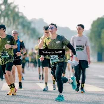 Runner Photo 6517042