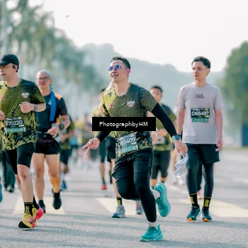 Runner Photo 6517056