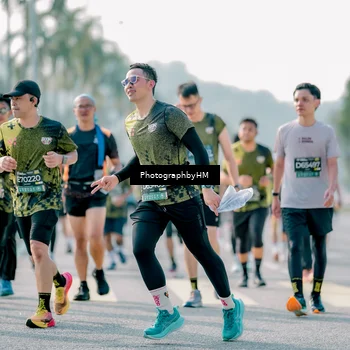 Runner Photo 6517062