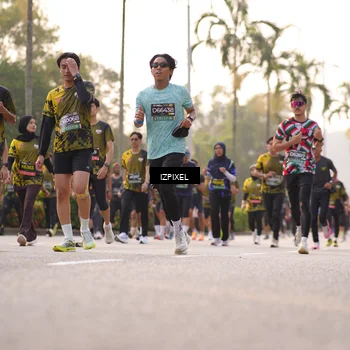 Runner Photo 6517065