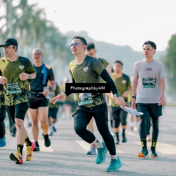 Runner Photo 6517069