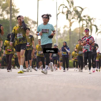 Runner Photo 6517070