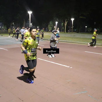 Runner Photo 6517075