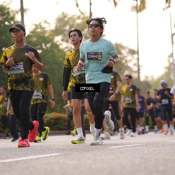 Runner Photo 6517079