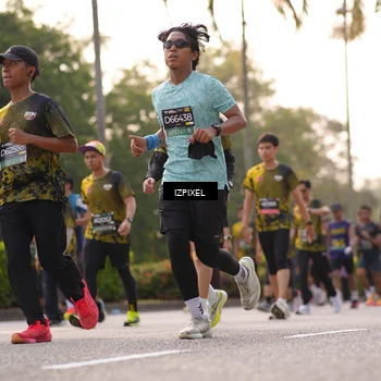 Runner Photo 6517089