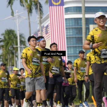 Runner Photo 6517093