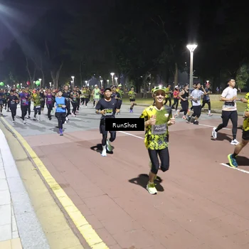 Runner Photo 6517106