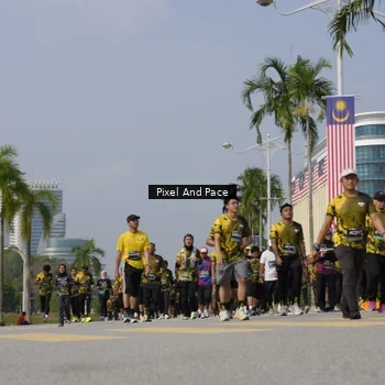 Runner Photo 6517110