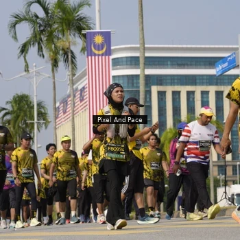 Runner Photo 6517112