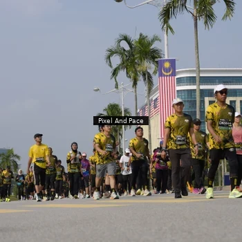 Runner Photo 6517145