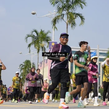 Runner Photo 6517146