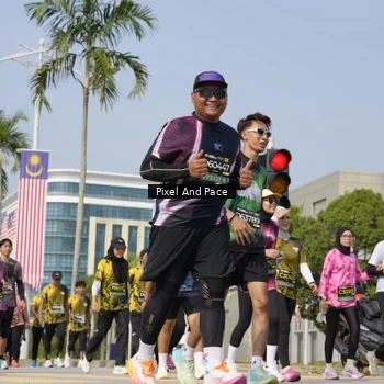 Runner Photo 6517147