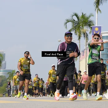 Runner Photo 6517175