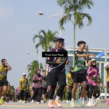 Runner Photo 6517191