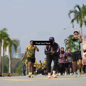 Runner Photo 6517193