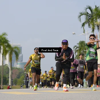 Runner Photo 6517194