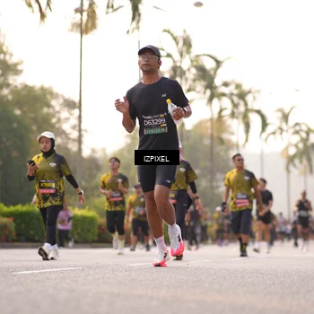 Runner Photo 6517200