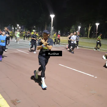 Runner Photo 6517204