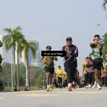 Runner Photo 6517212
