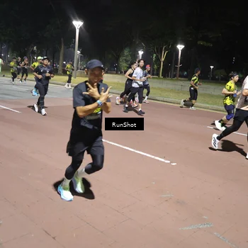 Runner Photo 6517241