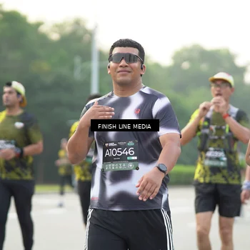 Runner Photo 6517245