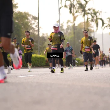 Runner Photo 6517250